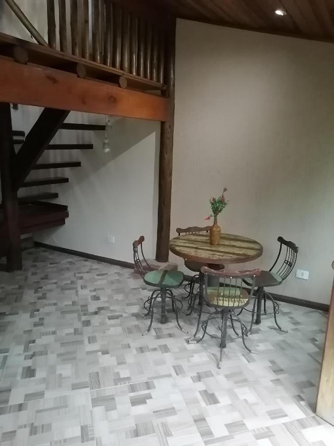 Beija-flor Inn Paraty